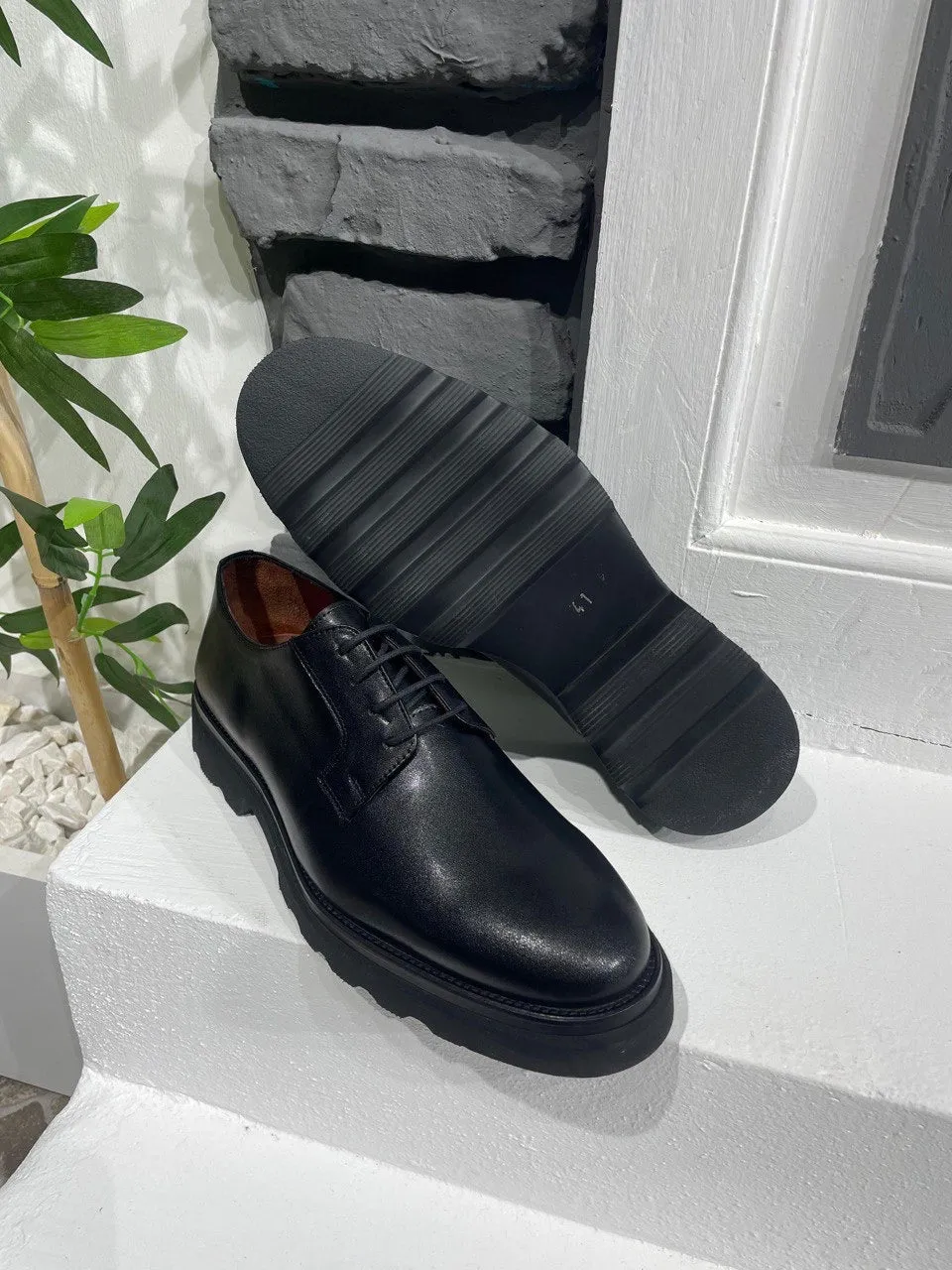 Brabion Belton Black Leather Shoes