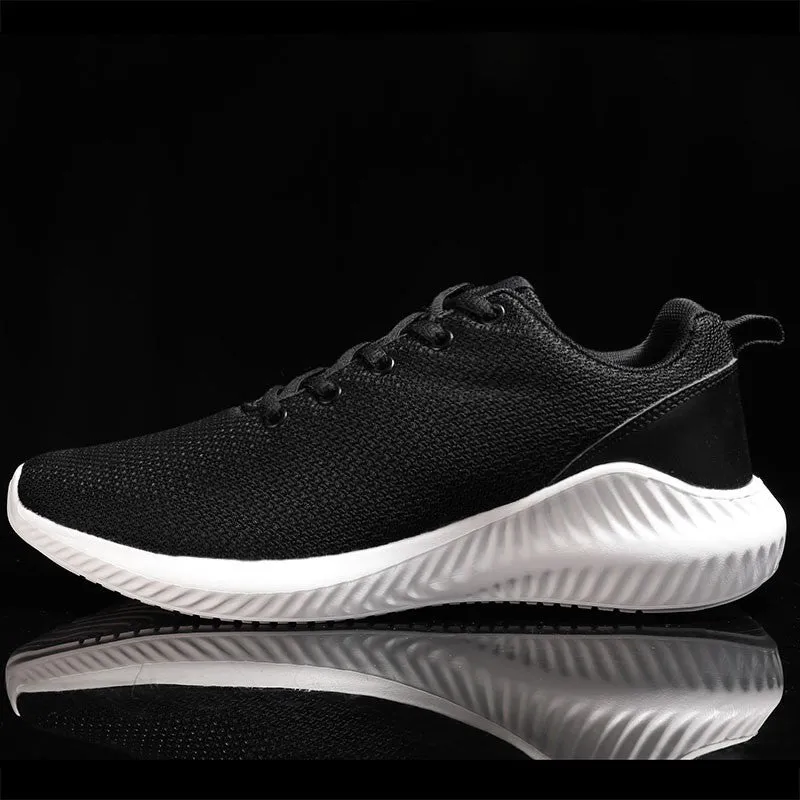 Man's trendy simple joker breathable comfortable sneakers