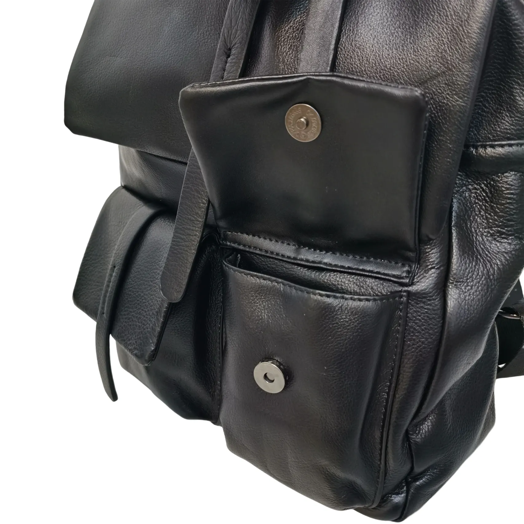 Women's cowhide leather backpack Flap V2 design